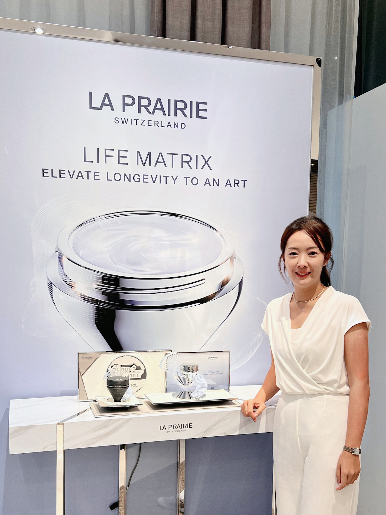 onsite leather painting for la prairie